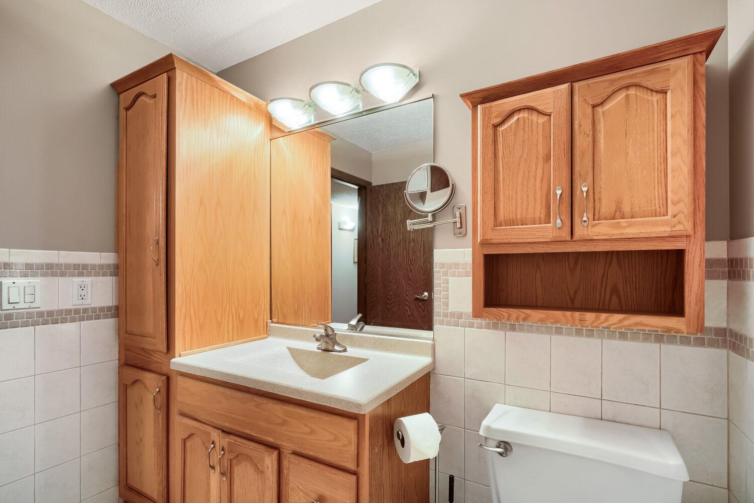 8441 Irwin Road, Unit 106 Bloomington, MN 55437 - Photo 20 of 32 Gallery Image 20