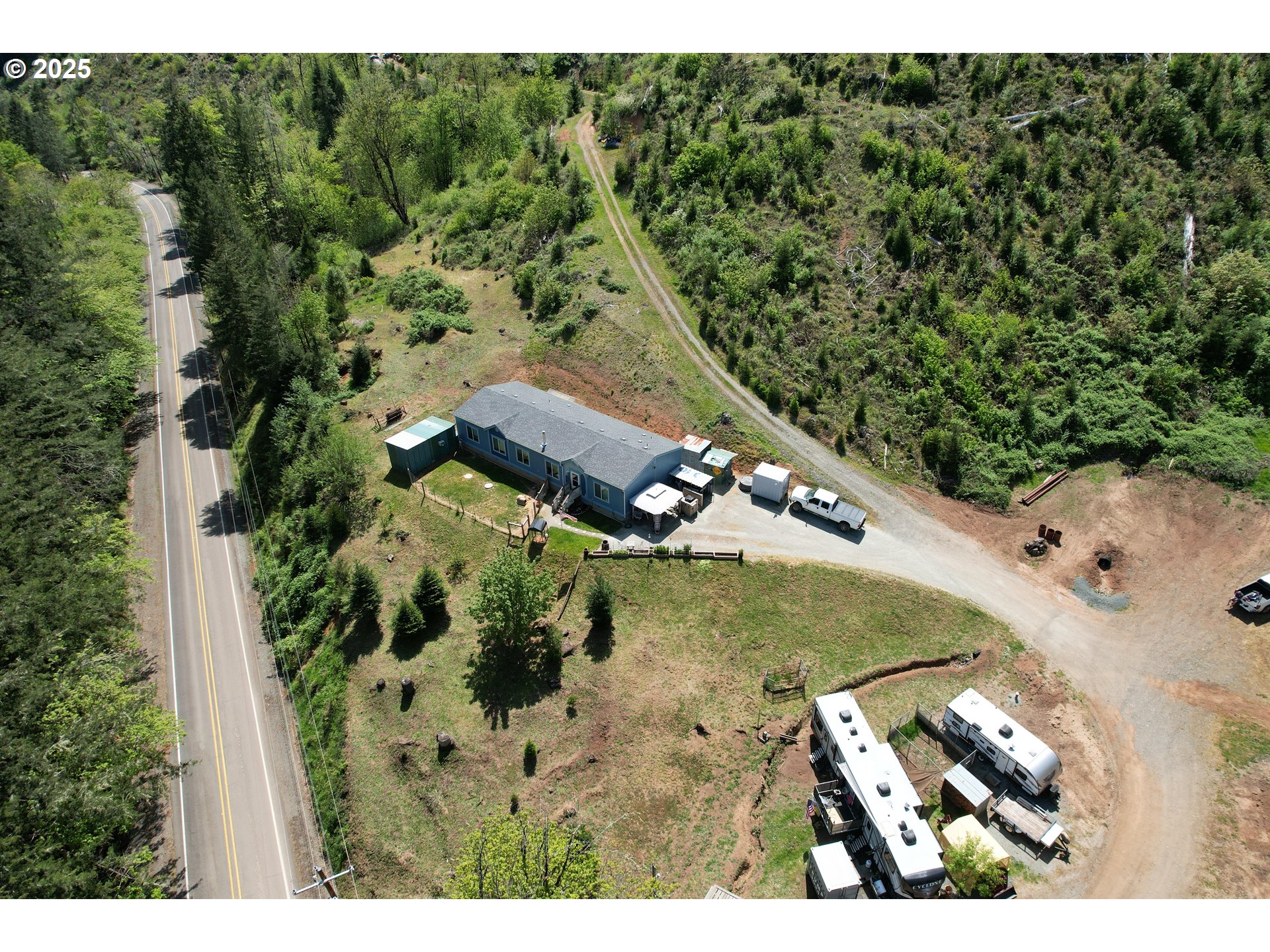 9924 North Myrtle Road Myrtle Creek, OR 97457 - Photo 34 of 35
