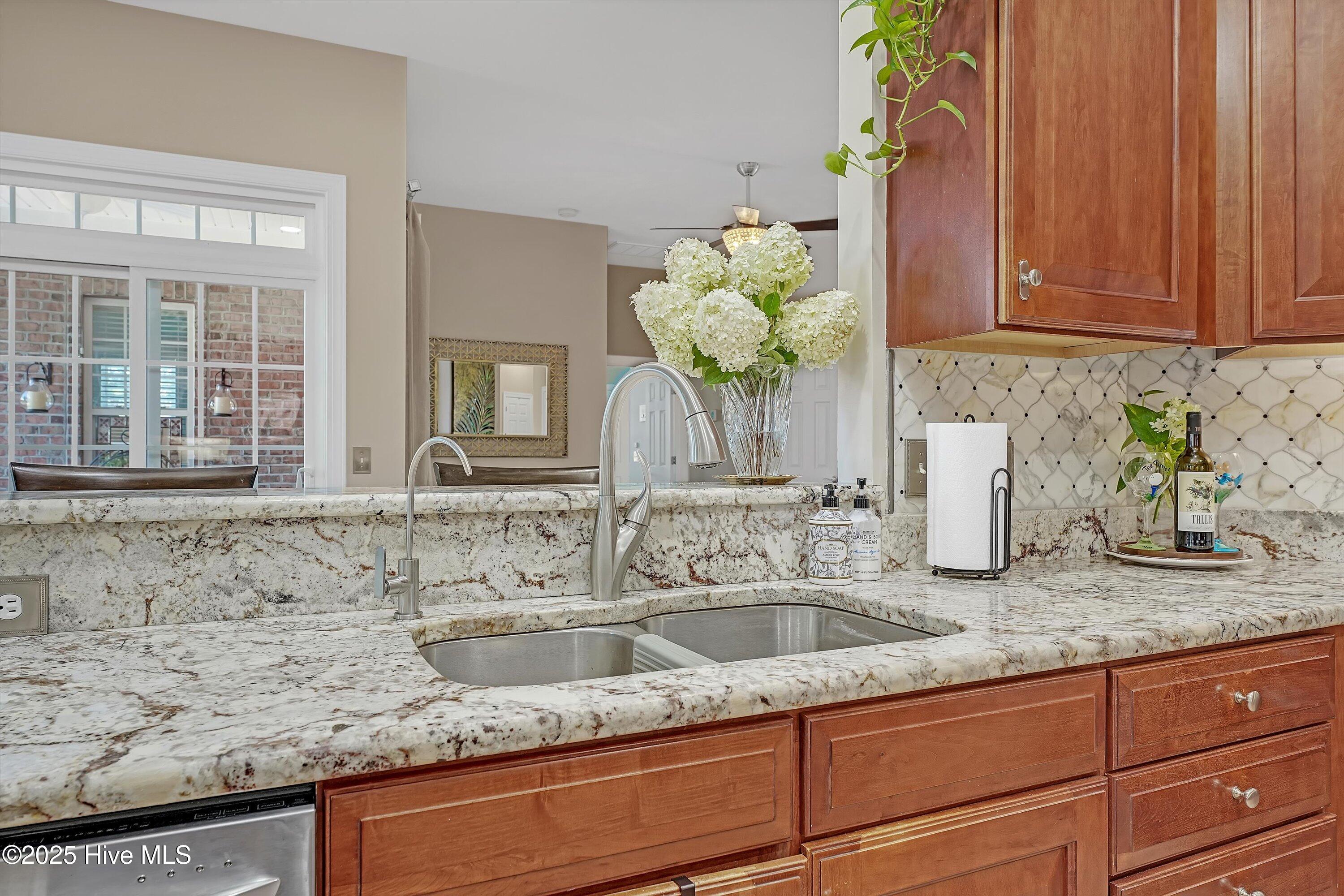 1226 Atrium Way Leland, NC 28451 - Photo 14 of 62 Kitchen