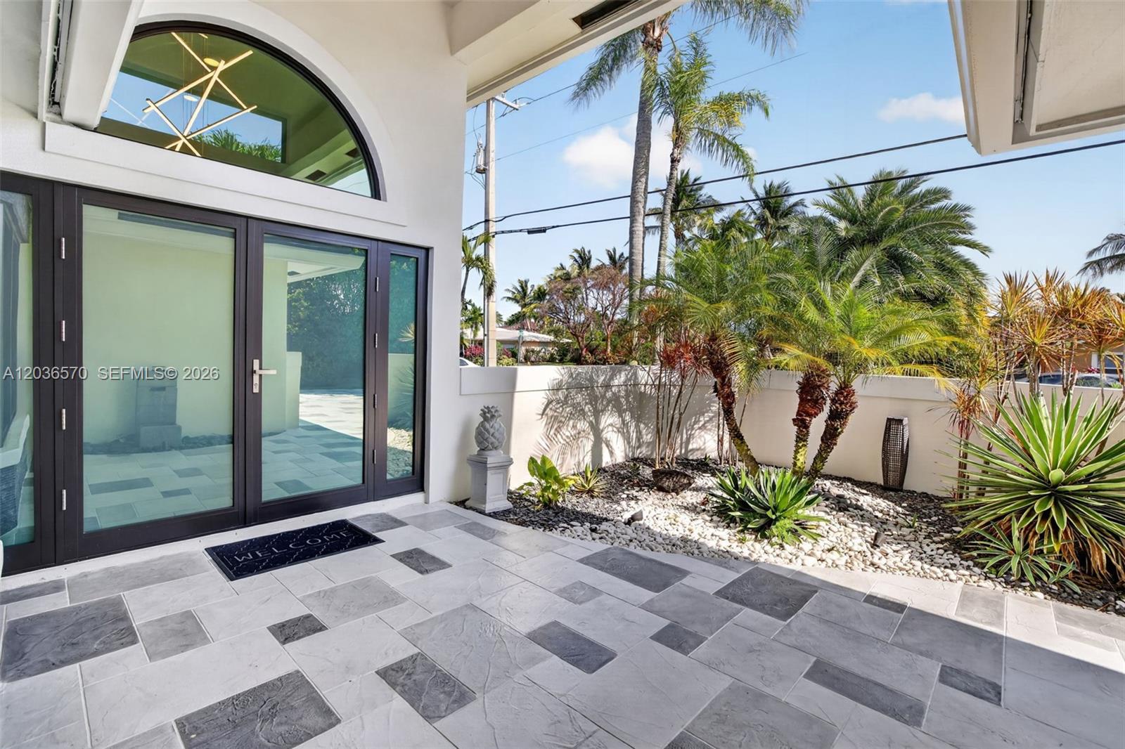 2611 Northeast 36th Street Lighthouse Point, FL 33064 - Photo 4 of 102