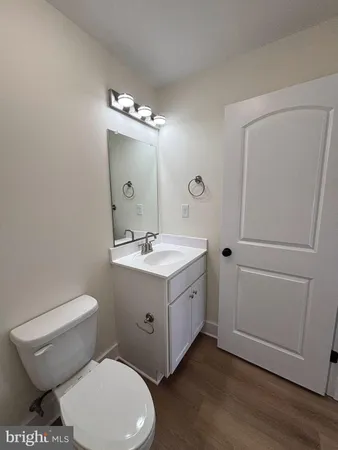 $1,800 | 113 West North Street, Unit 200, Charles Town, WV 25414