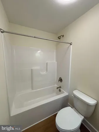 $1,800 | 113 West North Street, Unit 200, Charles Town, WV 25414