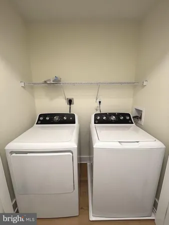 $1,800 | 113 West North Street, Unit 200, Charles Town, WV 25414
