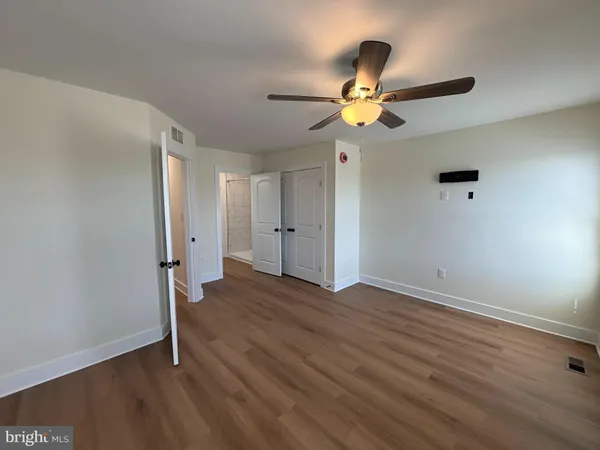 $1,800 | 113 West North Street, Unit 200, Charles Town, WV 25414