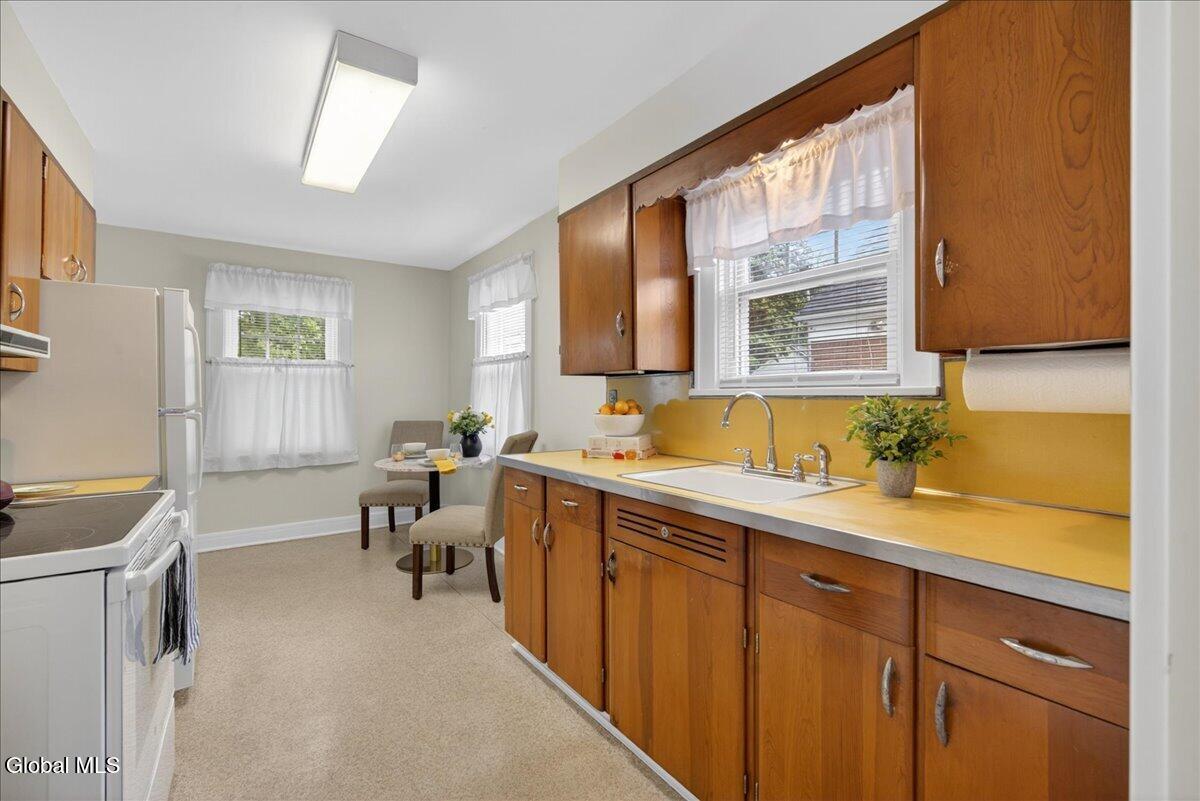 36 Pointview Drive Troy, NY 12180 - Photo 13 of 36 27-36 POINTVIEW-11
