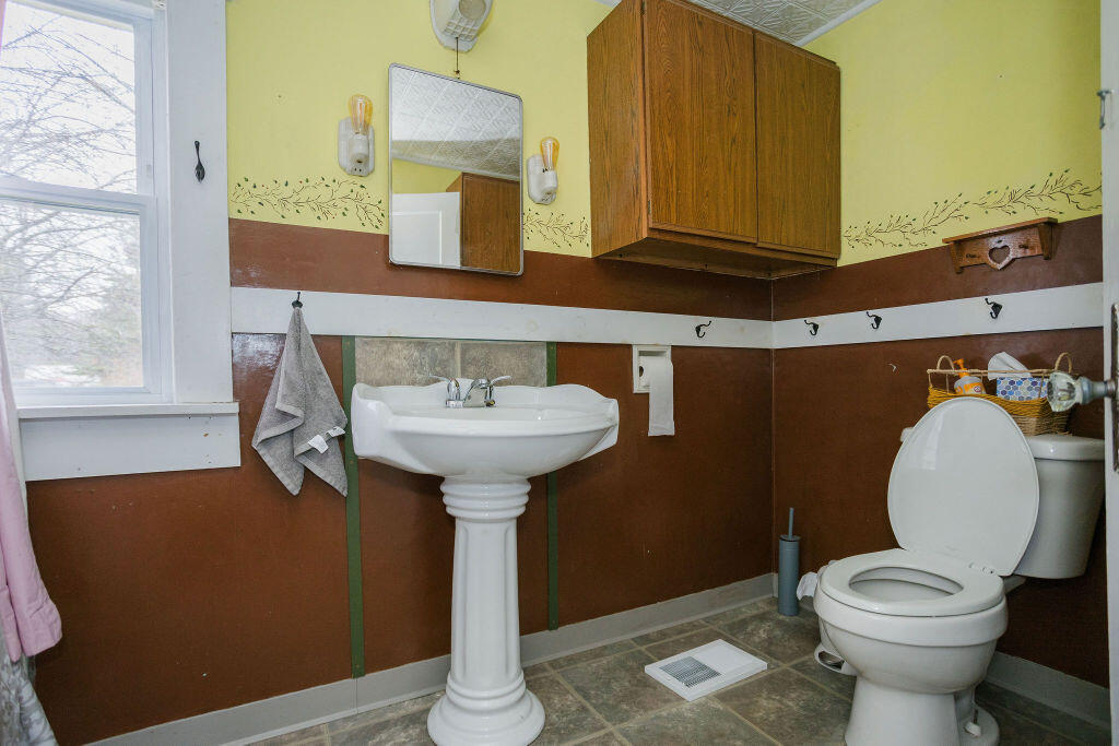 29 Wilson Street Anson, ME 04911 - Photo 17 of 52 taylor-kaminsky-photo-14