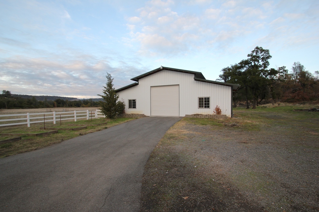 13873 Oak Run Road Oak Run, CA 96069 - Photo 29 of 34 Shop-Barn with Stalls