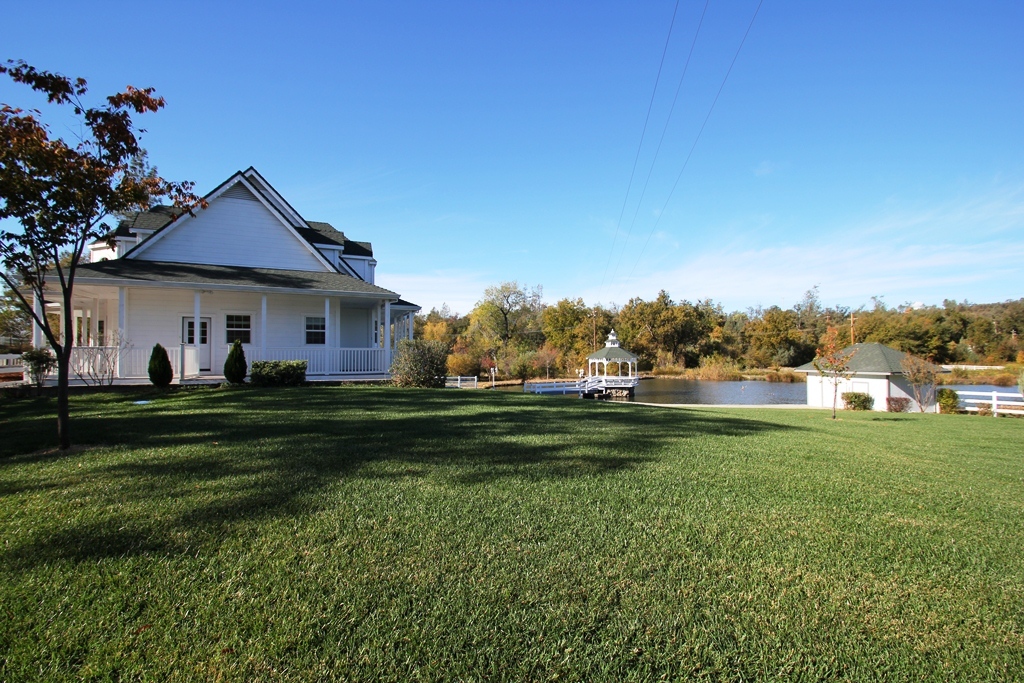13873 Oak Run Road Oak Run, CA 96069 - Photo 5 of 34 Side Yard