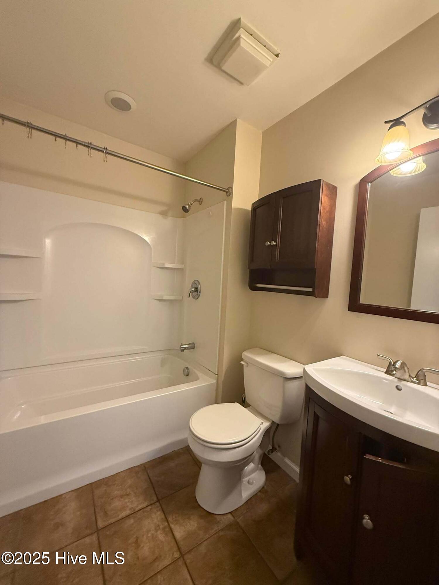 75 Sawmill Road East Pinehurst, NC 28374 - Photo 7 of 12 Bathroom