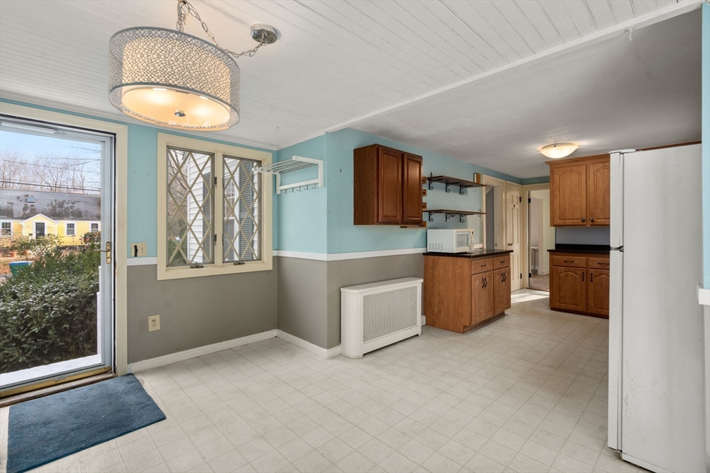 43 Oriole Road Westwood, MA 02090 - Photo 12 of 26