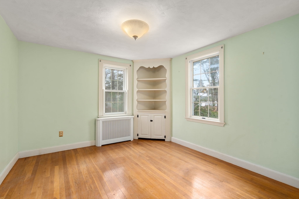 43 Oriole Road Westwood, MA 02090 - Photo 15 of 26