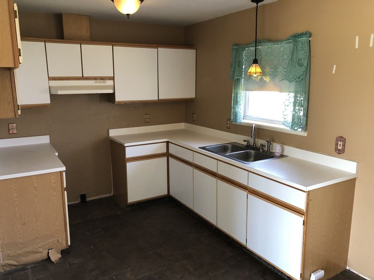 9121 Wilson Road Buckley, MI 49620 - Photo 7 of 26 1873963-6.JPG