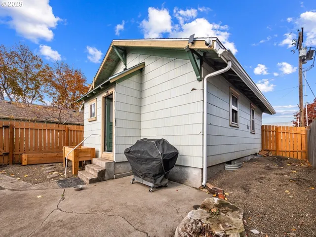 a black and white photo of a house