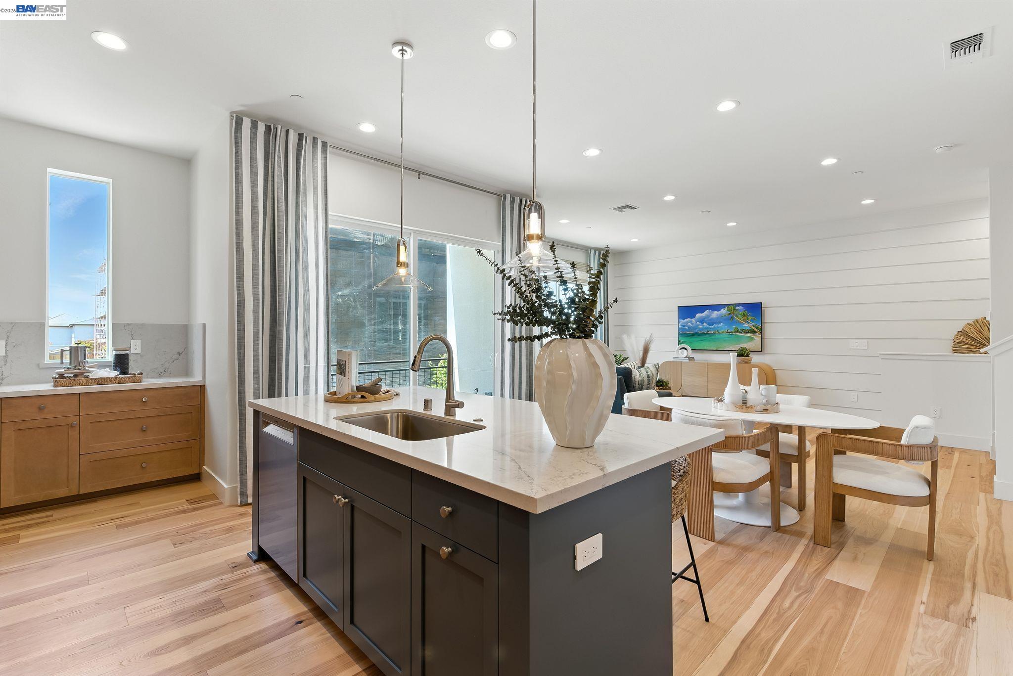 1937 Grand Street Alameda, CA 94501 - Photo 12 of 29