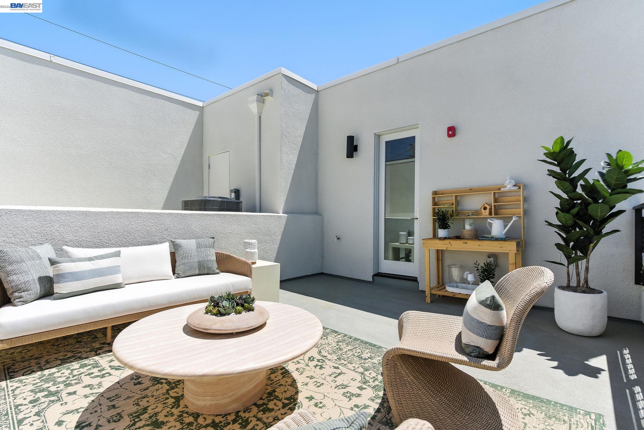 1937 Grand Street Alameda, CA 94501 - Photo 2 of 29