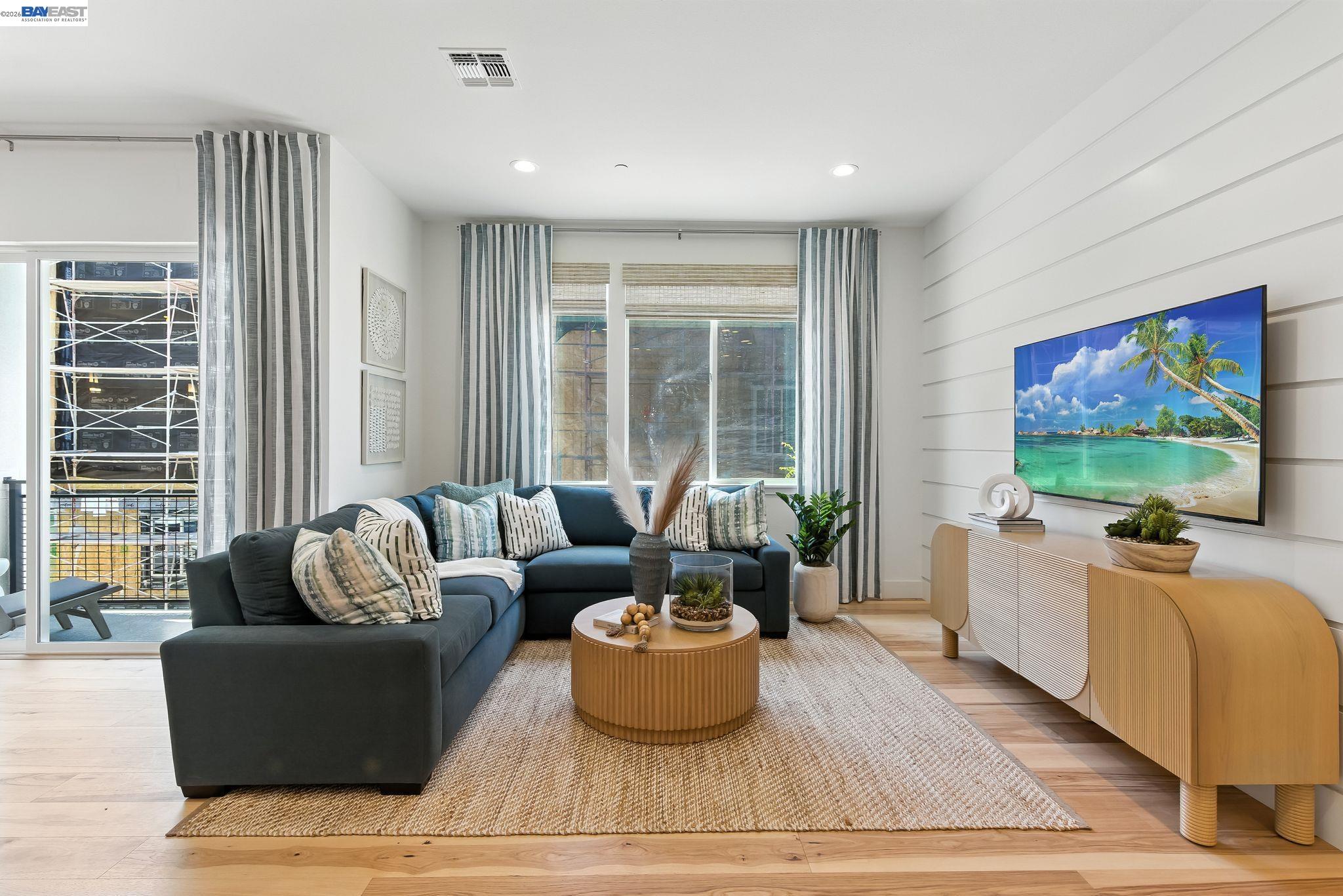 1937 Grand Street Alameda, CA 94501 - Photo 9 of 29