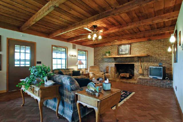 1500 Timber Ridge Road Charlotte, TN 37036 - Photo 15 of 19 Gallery Image 15