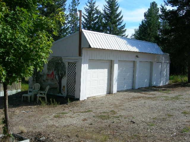 262 Bergen Road Newport, WA 99156 - Photo 2 of 13 Gallery Image 2