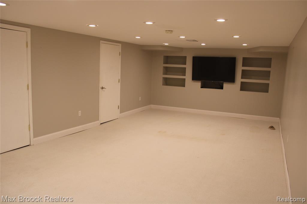 2100 Derby Road Birmingham, MI 48009 - Photo 14 of 16