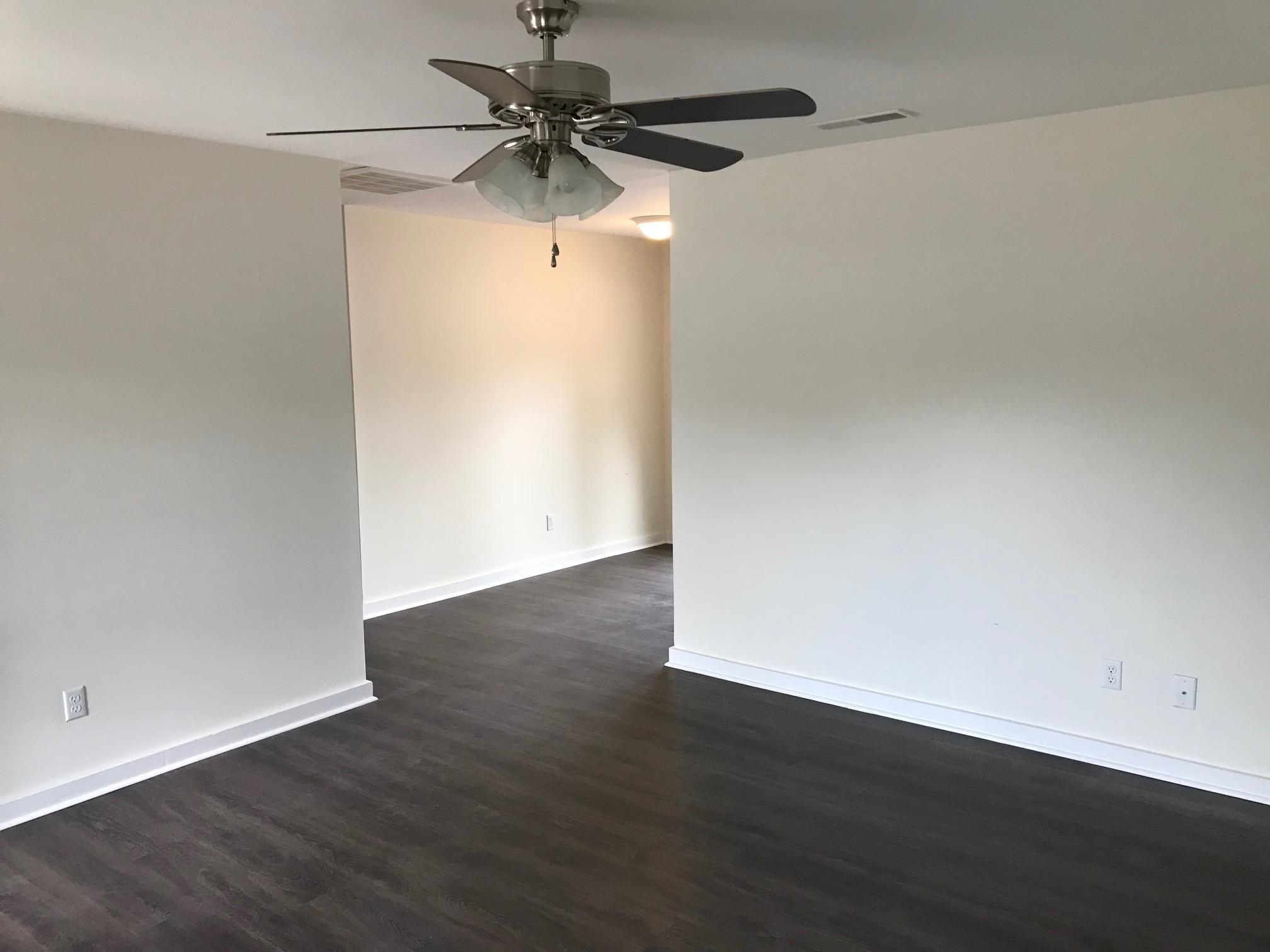5208 Dorchester Road North Charleston, SC 29418 - Photo 9 of 26 IMG_4288