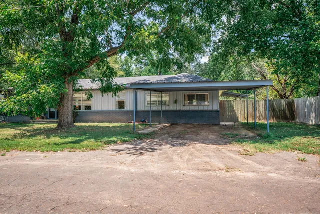 $214,900 | 1511 Teachers Ridge Road, Diana, TX 75640