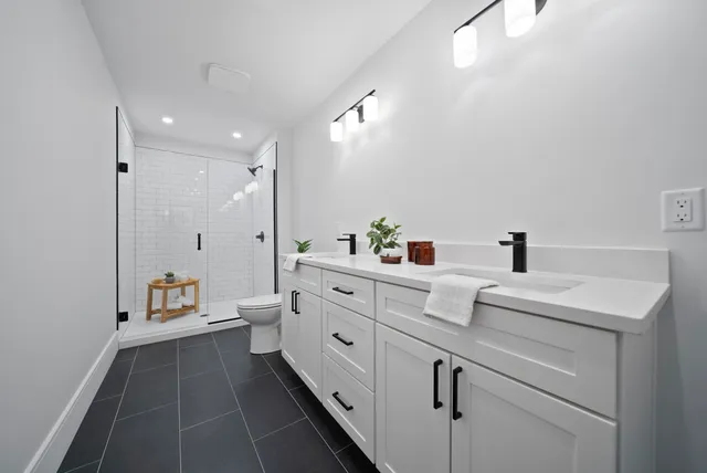 $1,025,000 | 98 Trails Edge Road, Unit 19, Windham, NH 03087