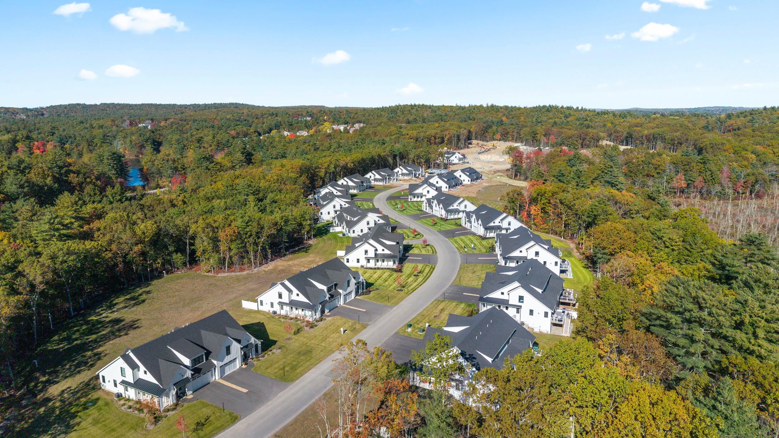 98 Trails Edge Road Windham, NH 03087 - Photo 41 of 44