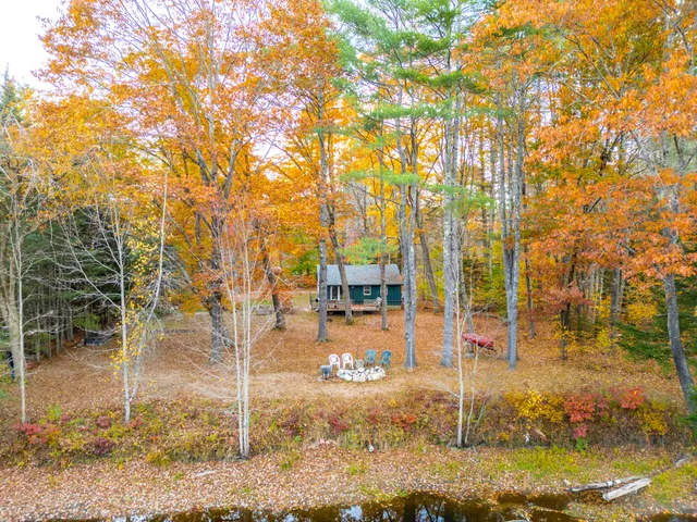 $337,000 | 27 Brilliant Way, Naples, ME 04055