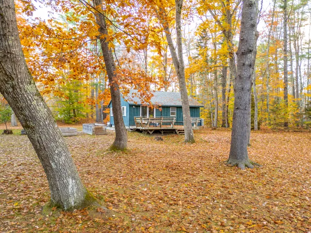 $337,000 | 27 Brilliant Way, Naples, ME 04055