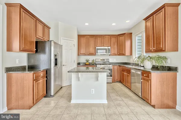 $3,425 | 22464 Faith Terrace, Brambleton, VA 20148