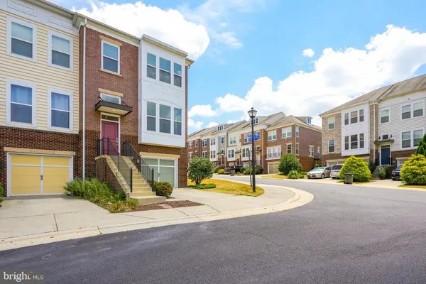 $3,425 | 22464 Faith Terrace, Brambleton, VA 20148