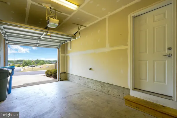 $3,425 | 22464 Faith Terrace, Brambleton, VA 20148