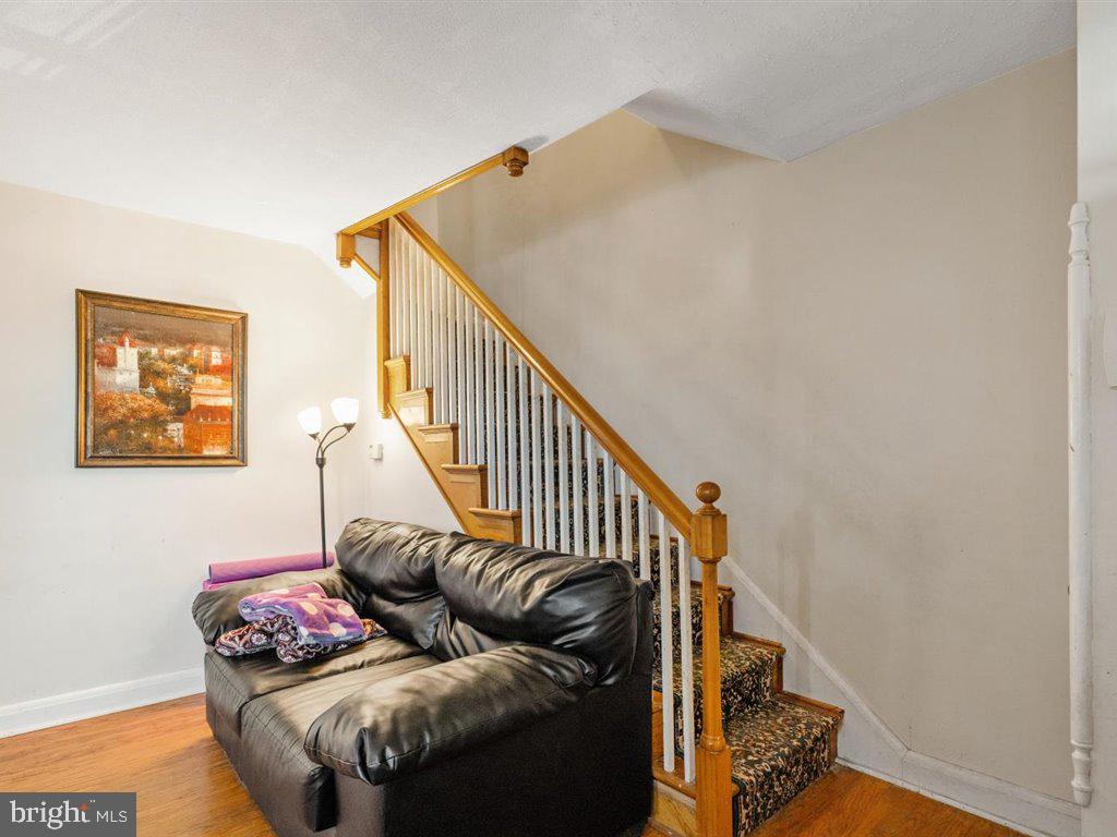 822 Braeside Road Baltimore, MD 21229 - Photo 17 of 34