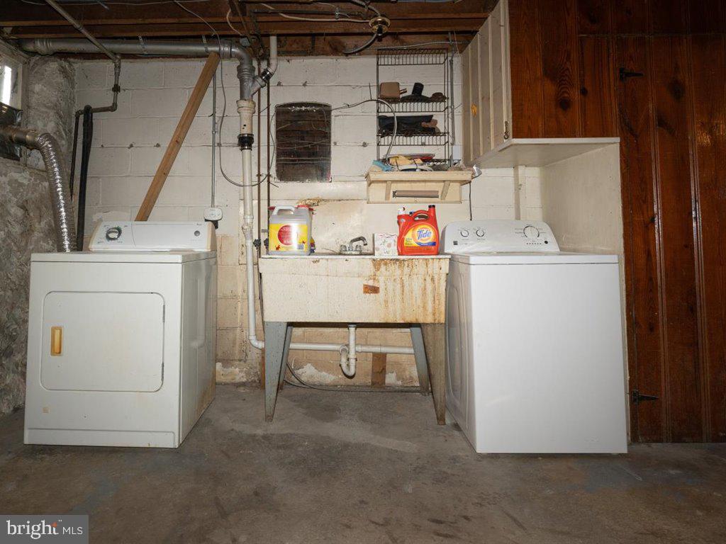 822 Braeside Road Baltimore, MD 21229 - Photo 29 of 34