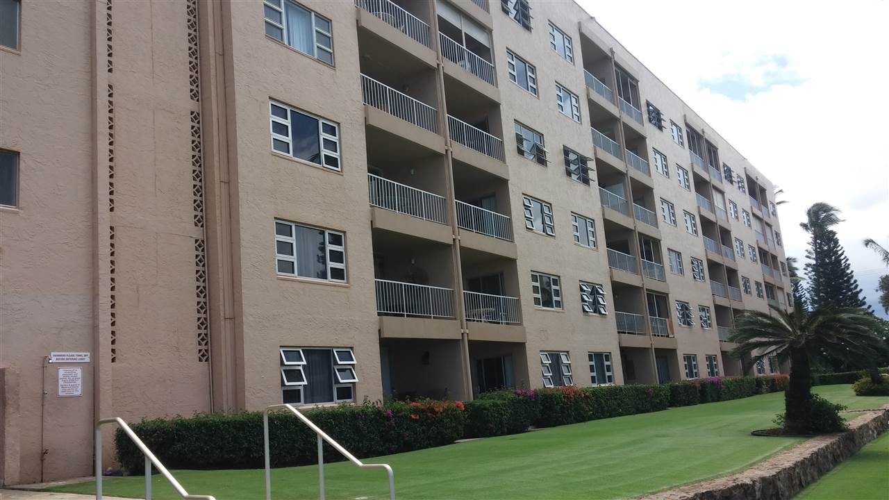 760 South Kihei Road, Unit 225 Kihei, HI 96753 - Photo 14 of 14 a view of building with yard