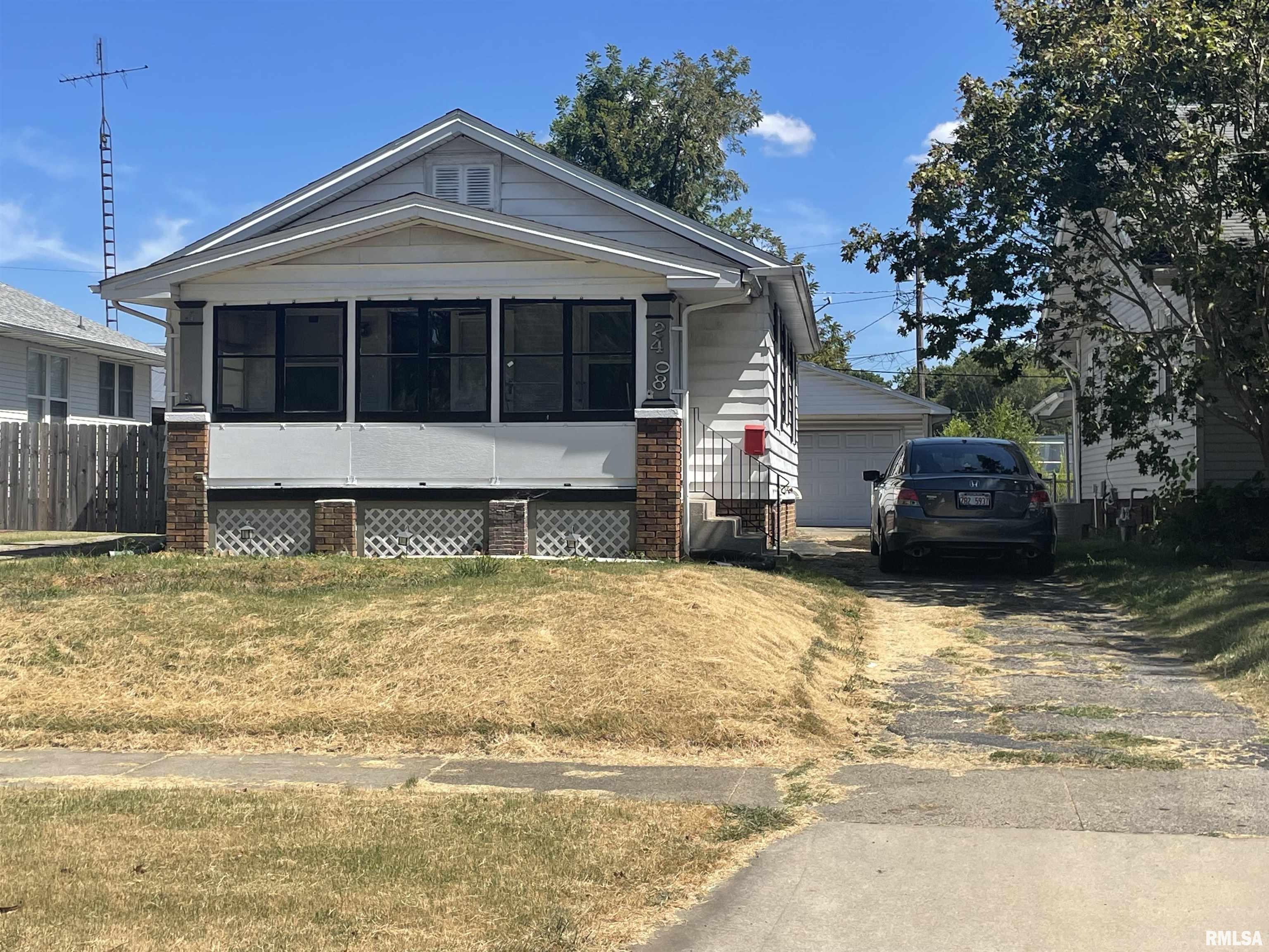 2408 South 4th Street Springfield, IL 62703 - Photo 1 of 28