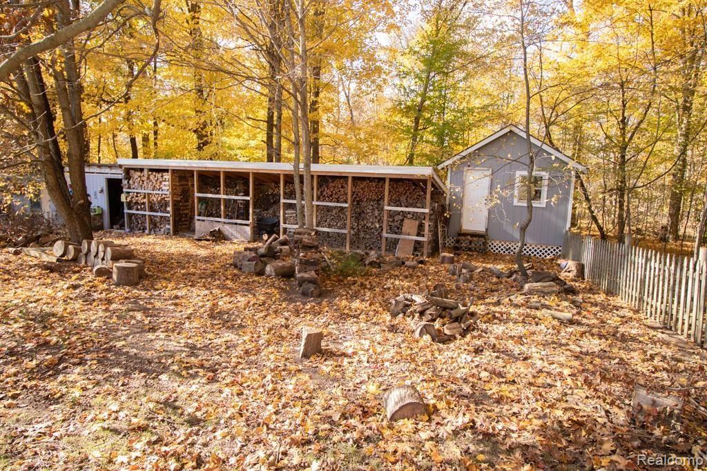 8865 Killinger Road Fowlerville, MI 48836 - Photo 23 of 27 IMG_5037.jpg
