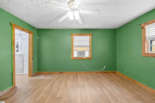 $195,000 | 472 Budner Drive, Westminster, SC 29693