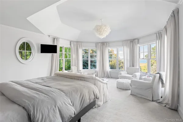 $12,000,000 | 25 Soundview Lane, Sands Point, NY 11050