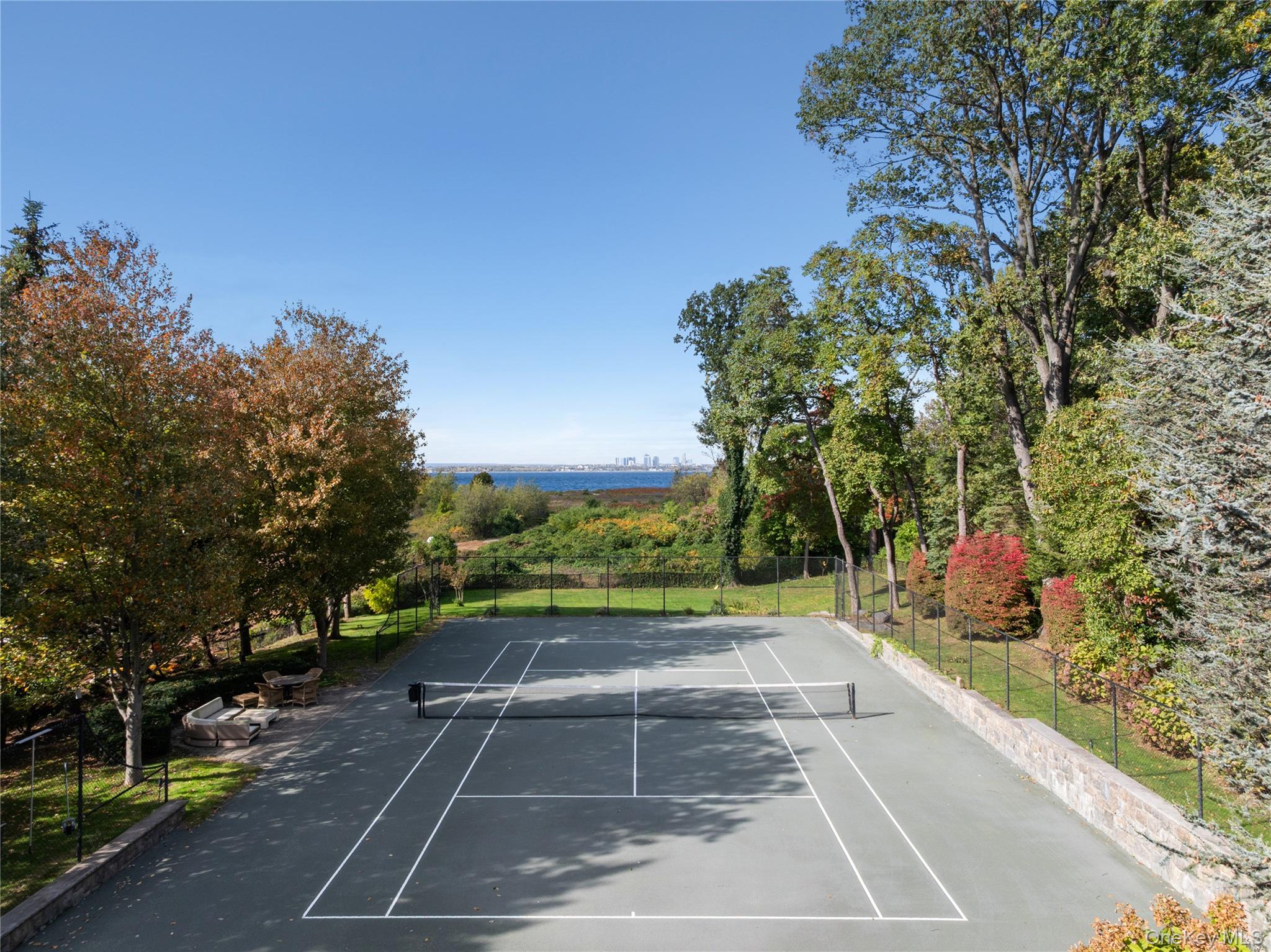 25 Soundview Lane Sands Point, NY 11050 - Photo 3 of 43 a view of a tennis court