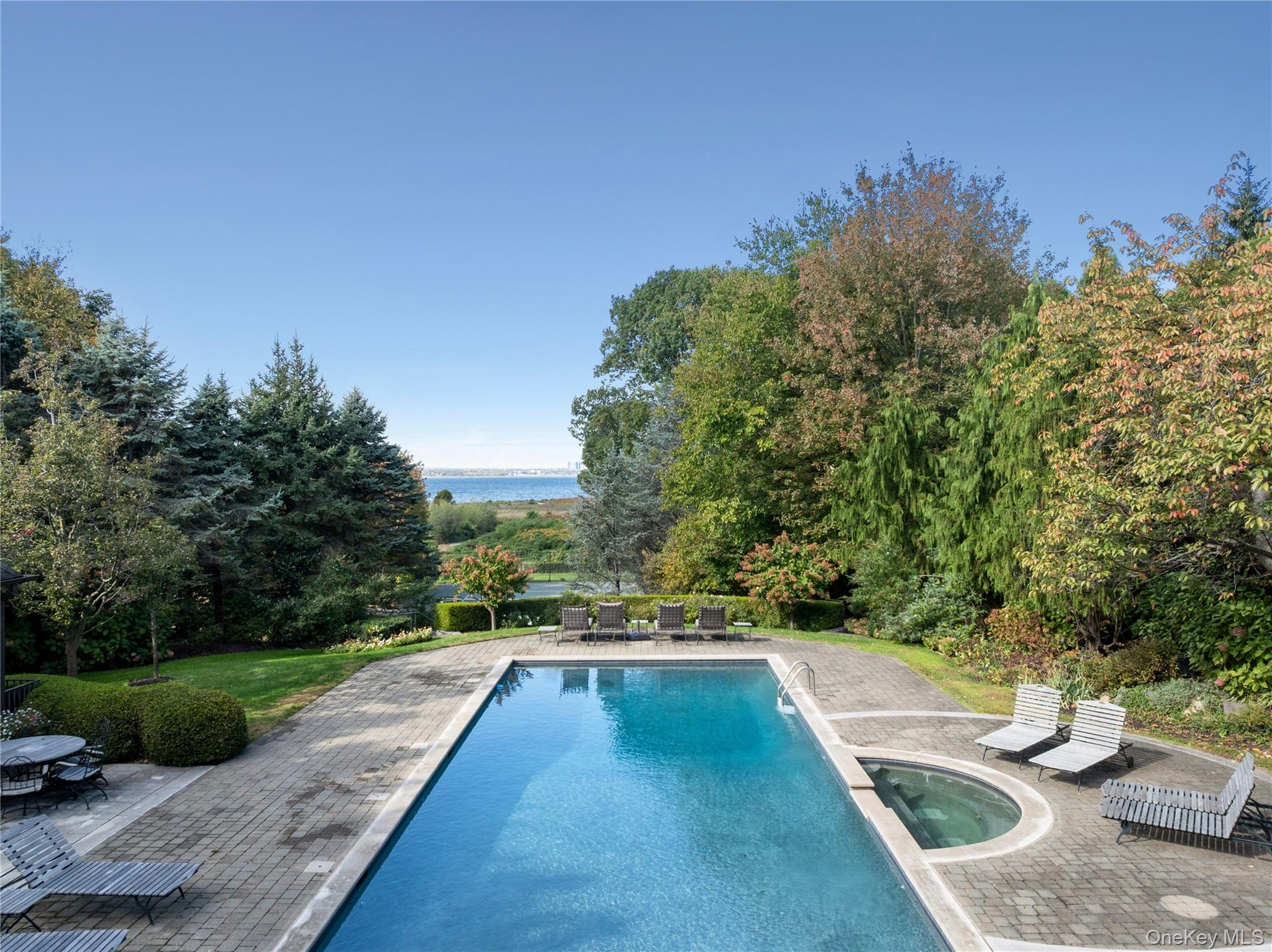 25 Soundview Lane Sands Point, NY 11050 - Photo 34 of 43 a view of a yard with plants