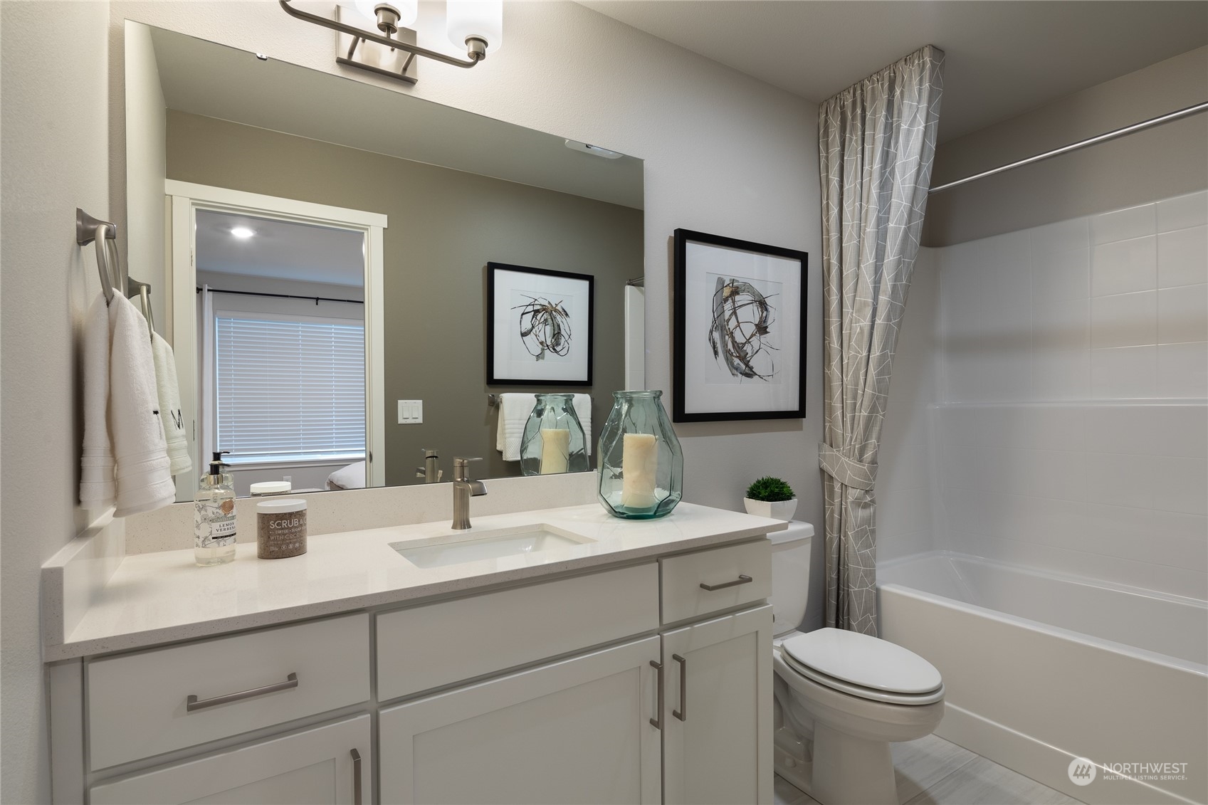 12012 Northeast 193rd Lane, Unit B Bothell, WA 98011 - Photo 12 of 20 Gallery Image 12