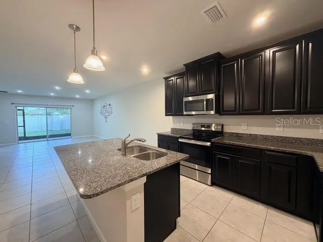 $2,300 | 17737 Turning Leaf Circle, Land O Lakes, FL 34638