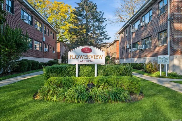$355,000 | 91 Tulip Avenue, Unit LB4, Floral Park, NY 11001