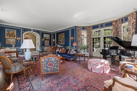 $1,999,000 | 3565 North Lake Drive, Shorewood, WI 53211
