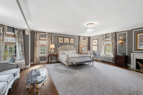 $1,999,000 | 3565 North Lake Drive, Shorewood, WI 53211