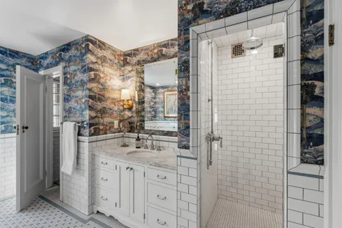 $1,999,000 | 3565 North Lake Drive, Shorewood, WI 53211