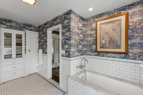 $1,999,000 | 3565 North Lake Drive, Shorewood, WI 53211