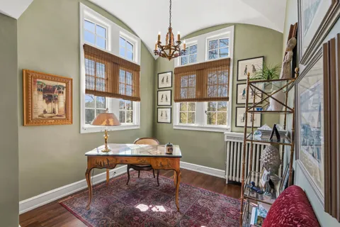 $1,999,000 | 3565 North Lake Drive, Shorewood, WI 53211