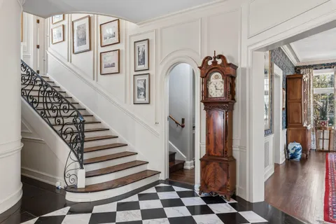 $1,999,000 | 3565 North Lake Drive, Shorewood, WI 53211